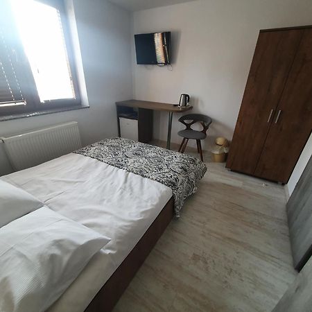 Holiday House كرينيتا مورسكا المظهر الخارجي الصورة